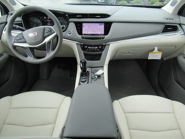 new 2025 Cadillac XT5 car, priced at $61,585
