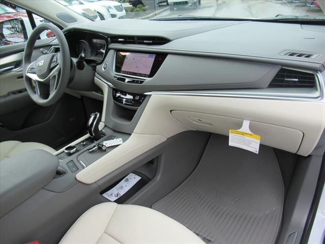 new 2025 Cadillac XT5 car, priced at $61,585