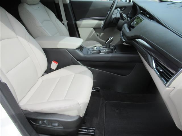 used 2023 Cadillac XT4 car, priced at $29,995