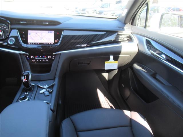 new 2025 Cadillac XT6 car, priced at $66,210