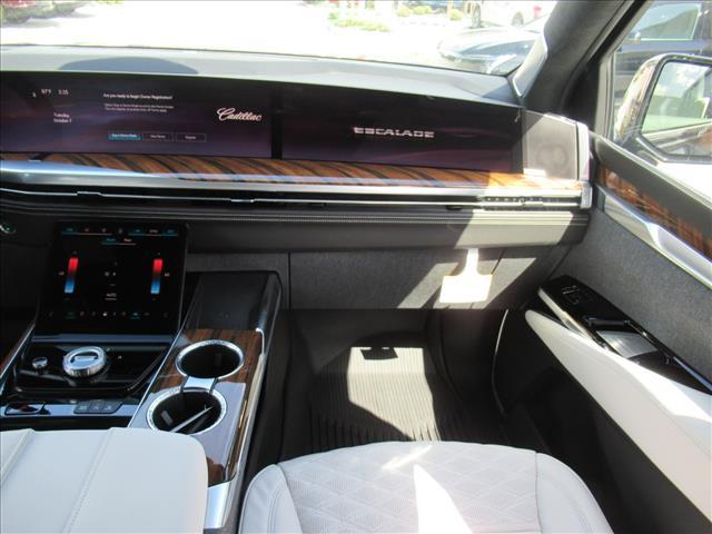 new 2025 Cadillac Escalade ESV car, priced at $130,769