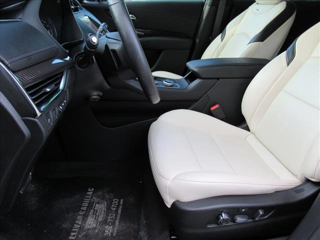 used 2020 Cadillac XT4 car, priced at $24,325