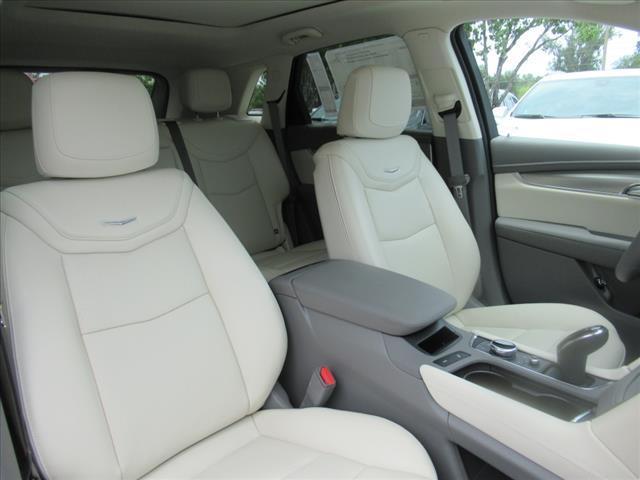 new 2025 Cadillac XT5 car, priced at $60,980