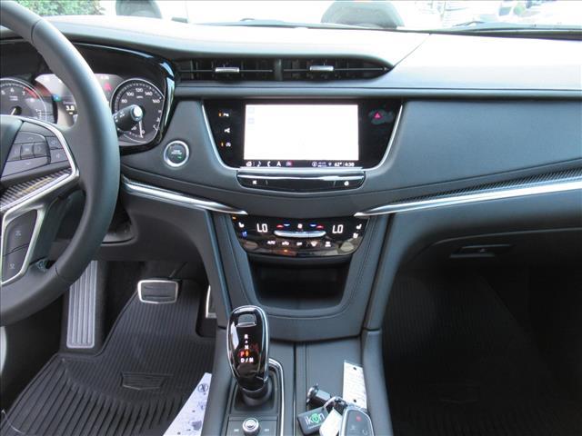 new 2026 Cadillac XT5 car, priced at $64,820