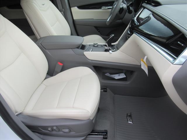 new 2025 Cadillac XT6 car, priced at $67,710
