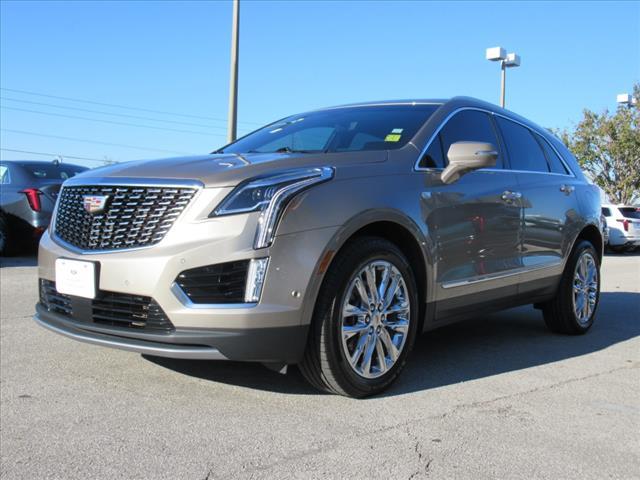 used 2022 Cadillac XT5 car, priced at $35,400