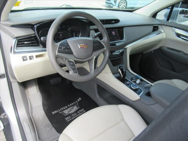 used 2020 Cadillac XT5 car, priced at $24,999