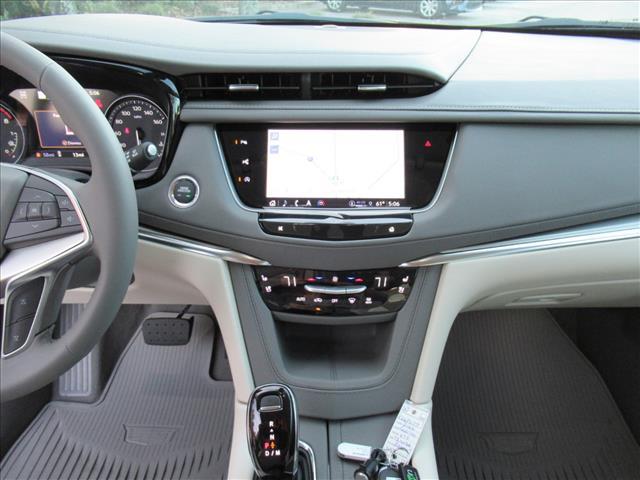 new 2026 Cadillac XT5 car, priced at $61,695