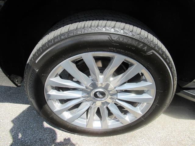 used 2024 Cadillac Escalade ESV car, priced at $92,990