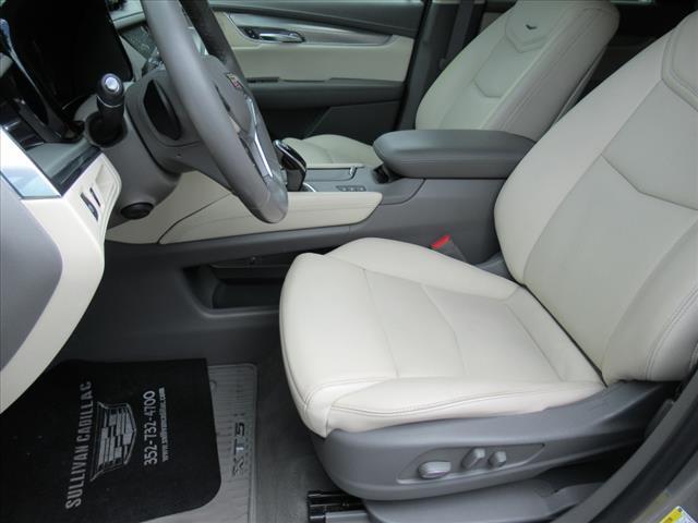 used 2018 Cadillac XT5 car, priced at $18,695