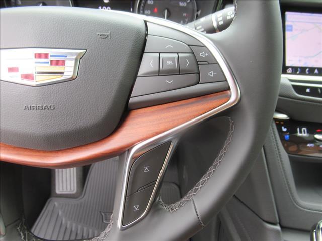 new 2025 Cadillac XT5 car, priced at $64,160