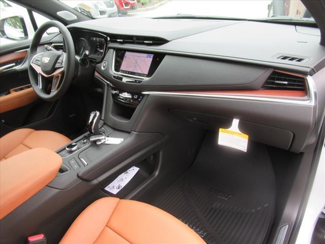 new 2025 Cadillac XT5 car, priced at $64,160