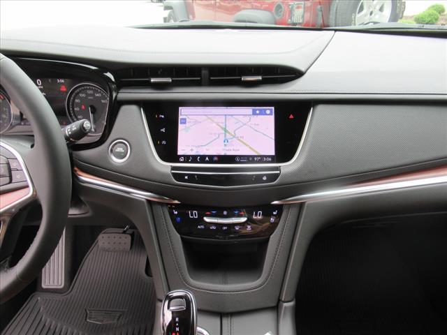 new 2025 Cadillac XT5 car, priced at $64,160