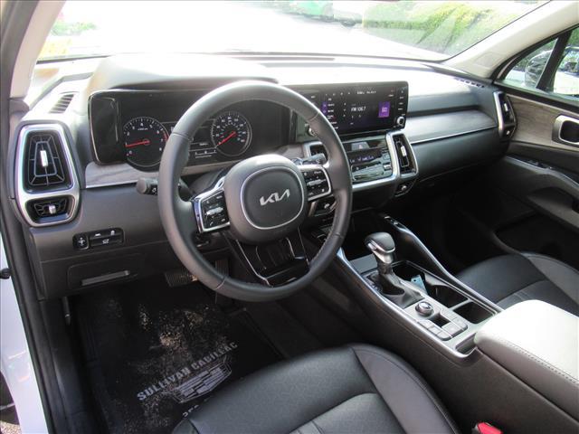 used 2023 Kia Sorento car, priced at $28,842