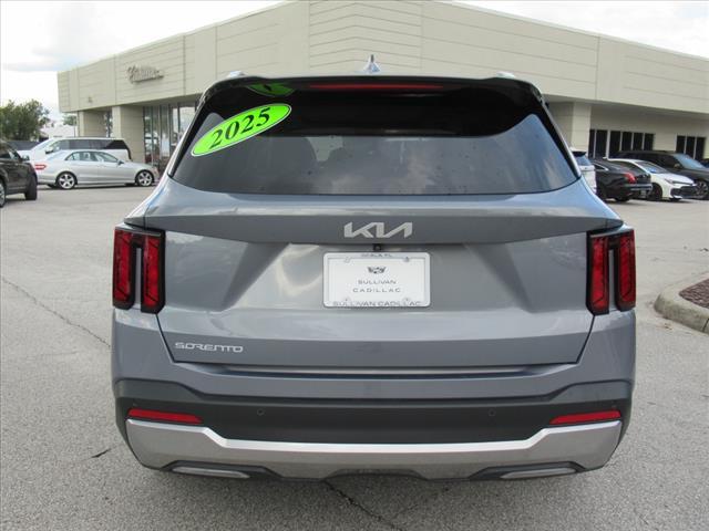 used 2025 Kia Sorento car, priced at $31,500