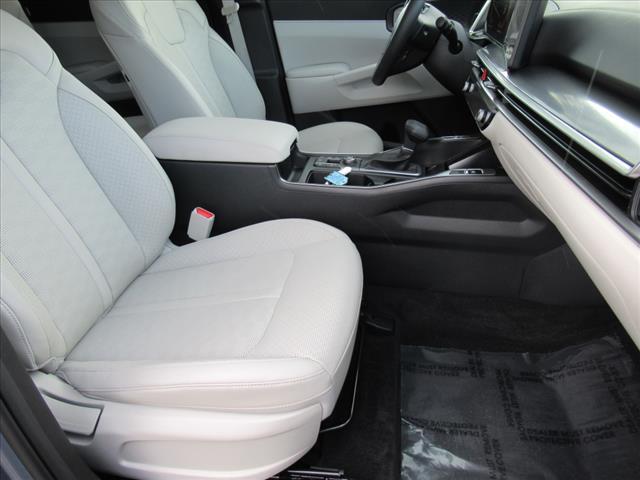 used 2025 Kia Sorento car, priced at $31,500