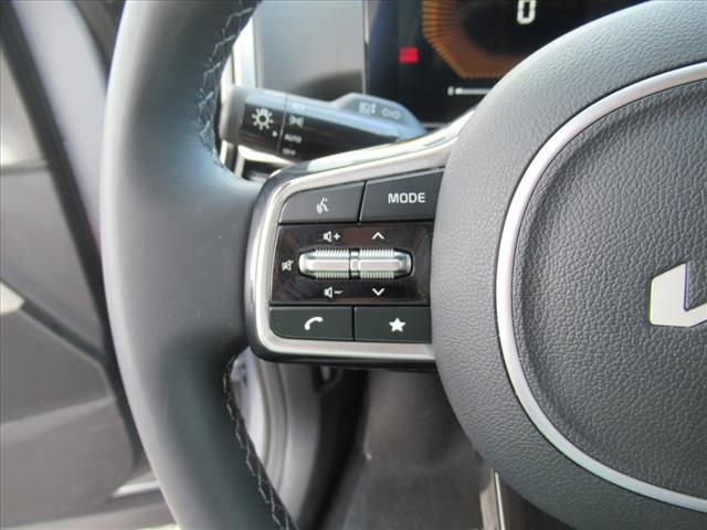 used 2025 Kia Sorento car, priced at $31,500