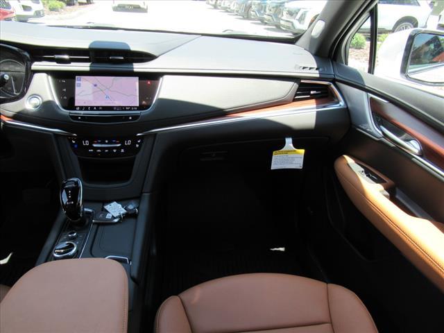 new 2025 Cadillac XT5 car, priced at $62,160