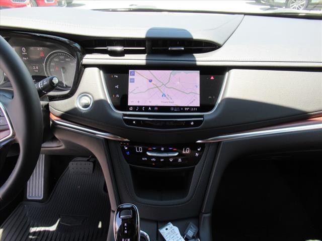 new 2025 Cadillac XT5 car, priced at $62,160