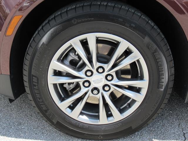 used 2022 Cadillac XT5 car, priced at $37,905