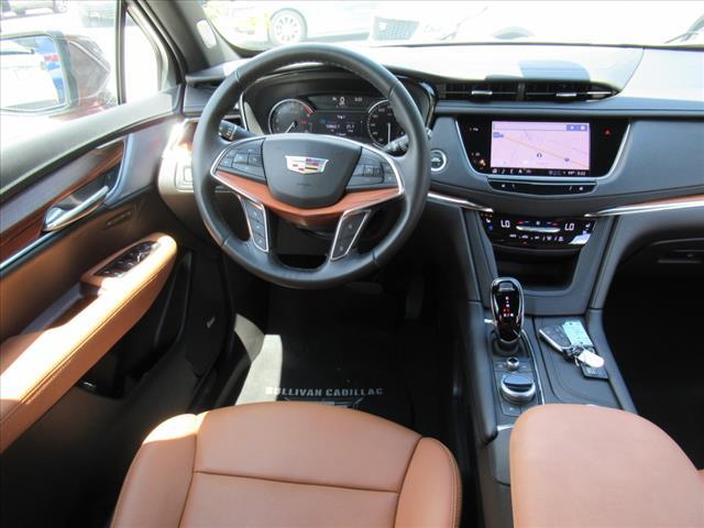 used 2022 Cadillac XT5 car, priced at $37,905