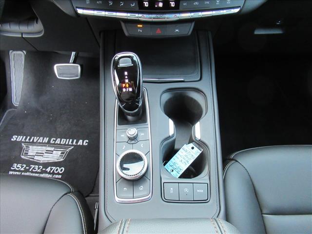 used 2021 Cadillac XT4 car, priced at $26,800