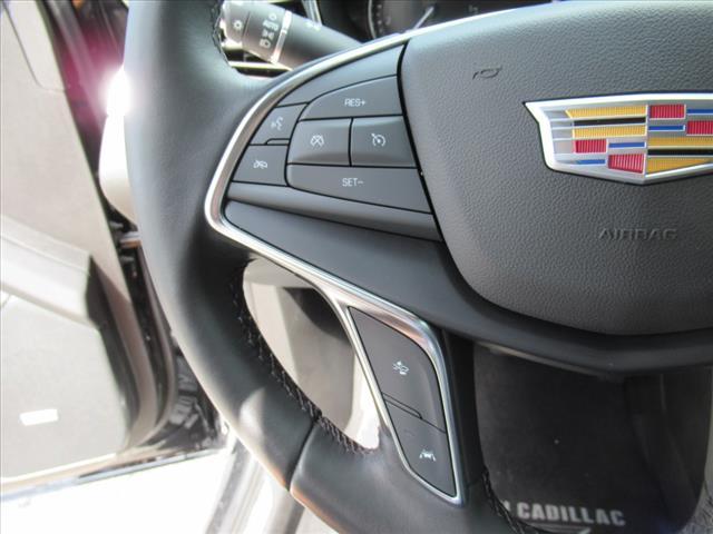 used 2022 Cadillac XT5 car, priced at $24,178