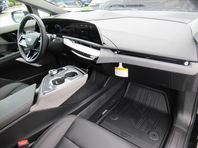 new 2025 Cadillac OPTIQ car, priced at $60,285