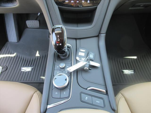 new 2025 Cadillac XT6 car, priced at $77,160