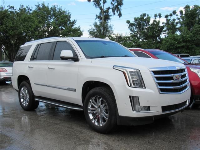used 2018 Cadillac Escalade car, priced at $35,295