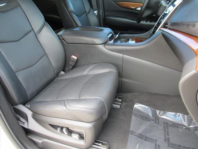 used 2018 Cadillac Escalade car, priced at $35,686