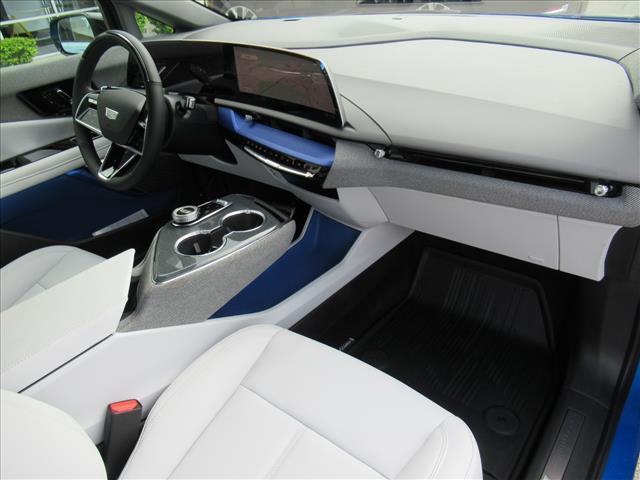 new 2025 Cadillac OPTIQ car, priced at $55,615