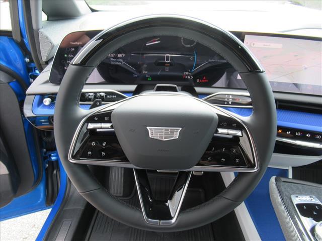 new 2025 Cadillac OPTIQ car, priced at $55,615