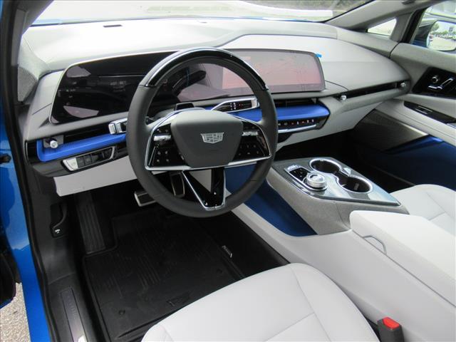 new 2025 Cadillac OPTIQ car, priced at $55,615