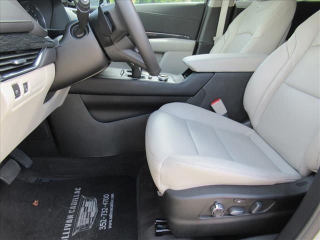 used 2023 Cadillac XT4 car, priced at $35,995