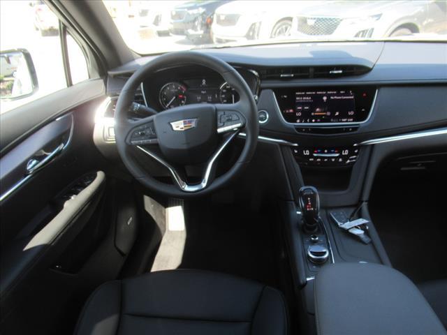new 2025 Cadillac XT6 car, priced at $54,410