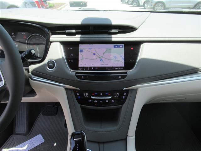 new 2025 Cadillac XT5 car, priced at $62,160