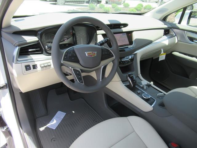 new 2025 Cadillac XT5 car, priced at $62,160