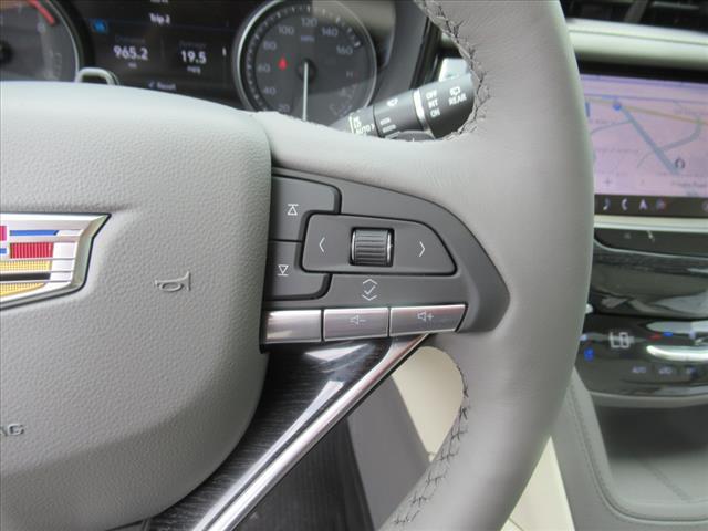 new 2025 Cadillac XT6 car