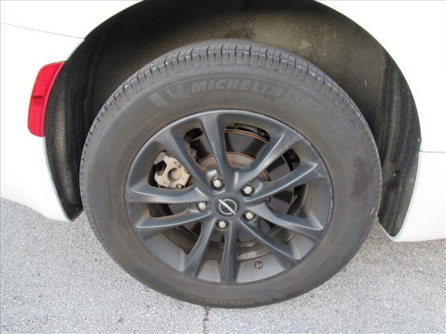 used 2020 Chrysler Pacifica car, priced at $28,801