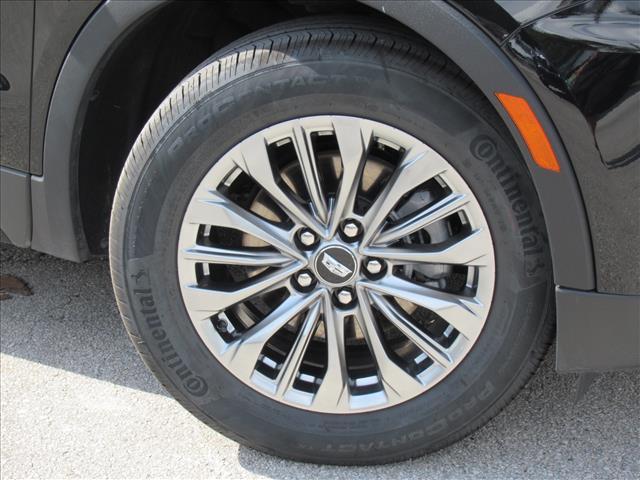 used 2025 Cadillac XT4 car, priced at $39,995