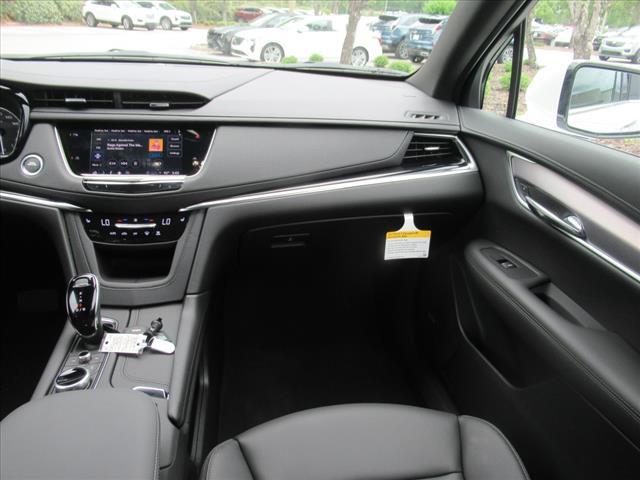 new 2025 Cadillac XT6 car, priced at $54,410