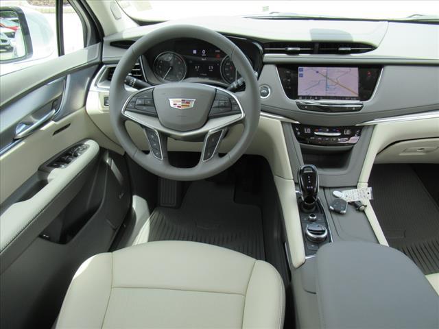 new 2025 Cadillac XT5 car, priced at $62,160