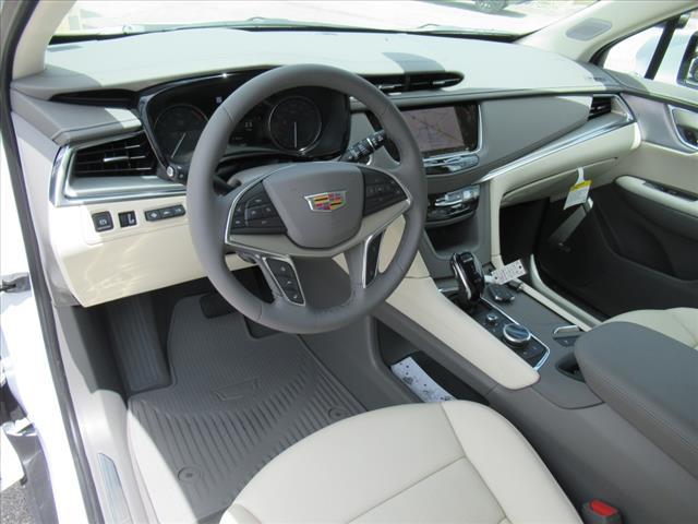 new 2025 Cadillac XT5 car, priced at $62,160