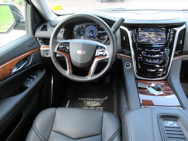 used 2020 Cadillac Escalade ESV car, priced at $39,677