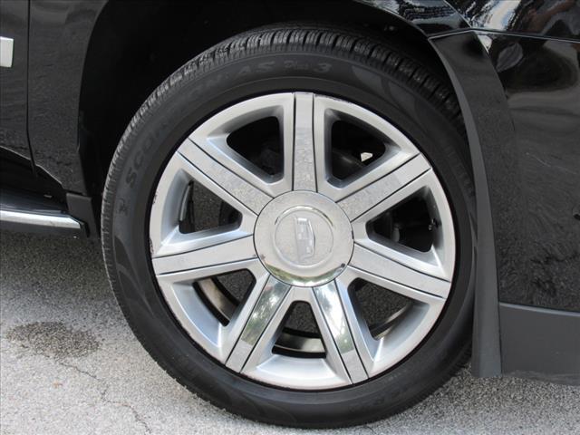 used 2020 Cadillac Escalade ESV car, priced at $39,677