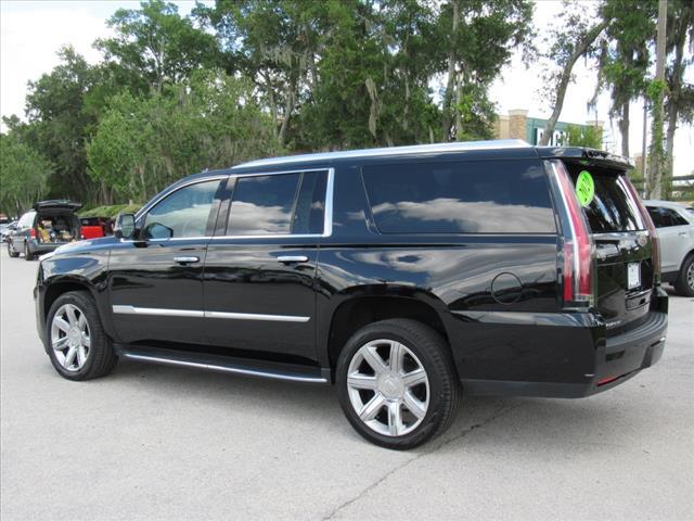 used 2020 Cadillac Escalade ESV car, priced at $39,677
