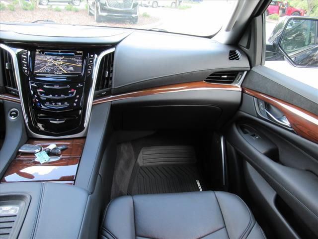 used 2020 Cadillac Escalade ESV car, priced at $39,677