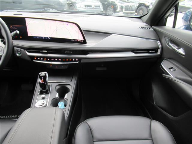 used 2025 Cadillac XT4 car, priced at $38,200