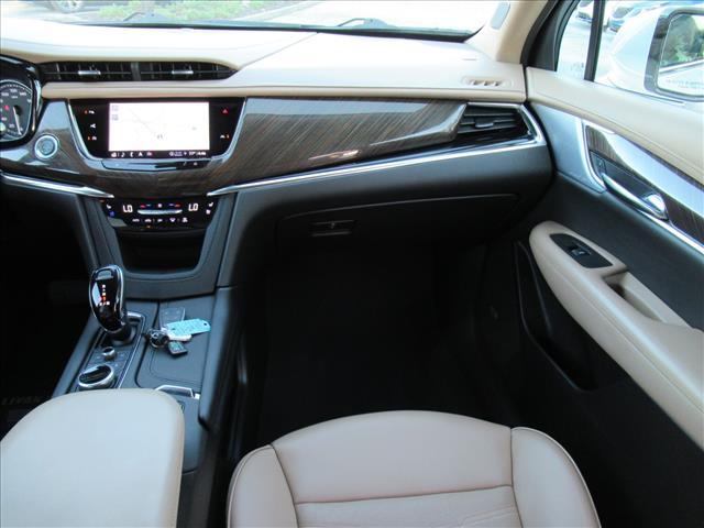 used 2024 Cadillac XT6 car, priced at $53,347